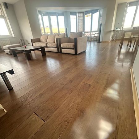 Whitefort Apartment Almaty Eksteriør bilde