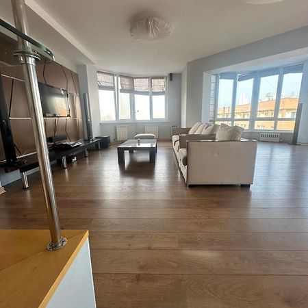 Whitefort Apartment Almaty Eksteriør bilde